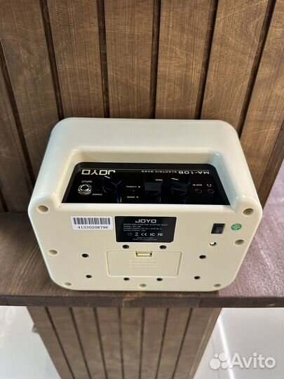 Joyo MA-10B Комбоуслитель для бас-гитары