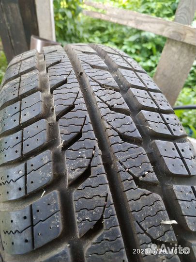 Покрышка на13