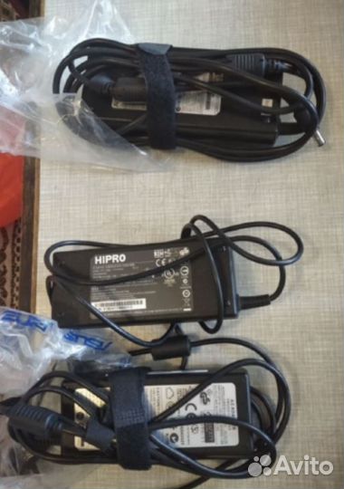 Блок питания адаптер зарядка для ноутбука