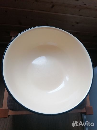 Эмалированный Таз