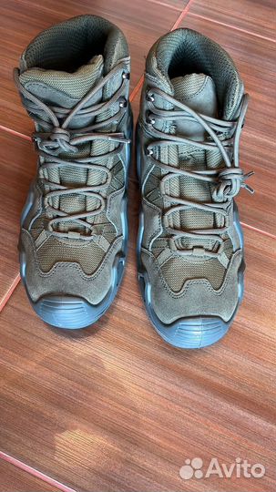 Горные ботинки