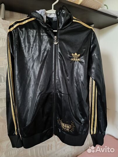 Спортивный костюм adidas