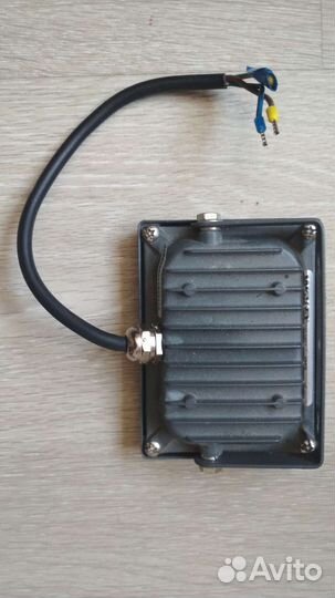 Светодиодный прожектор