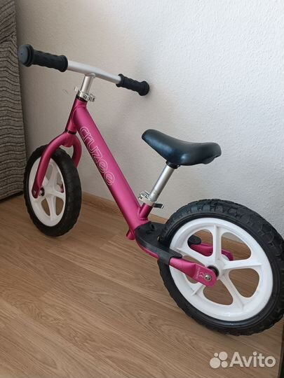 Беговел cruzee ultralight Eva розовый