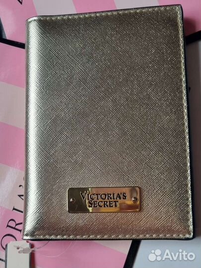 Обложка на паспорт Victoria's Secret