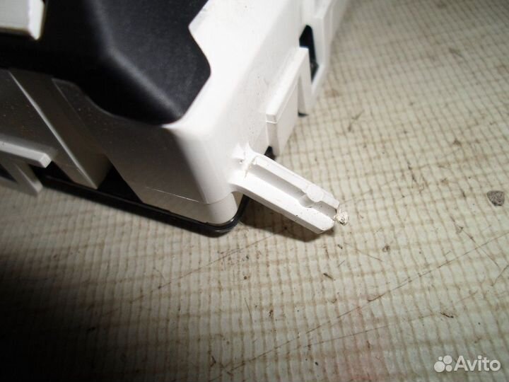 Дисплей информационный (Ford Focus)