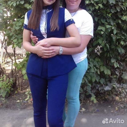 Продам костюм