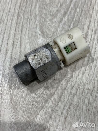 Датчик гидроусилителя гур Renault logan 2