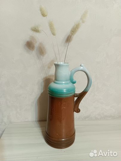 Керамический кувшин
