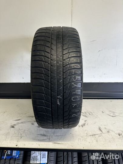 Bridgestone Blizzak LM-001 225/40 R18
