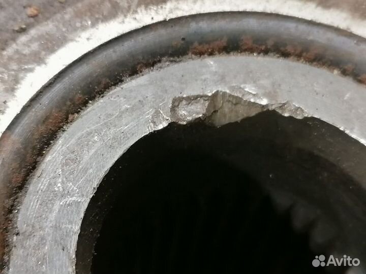 Ступица передняя Volkswagen Touareg 2002 2010