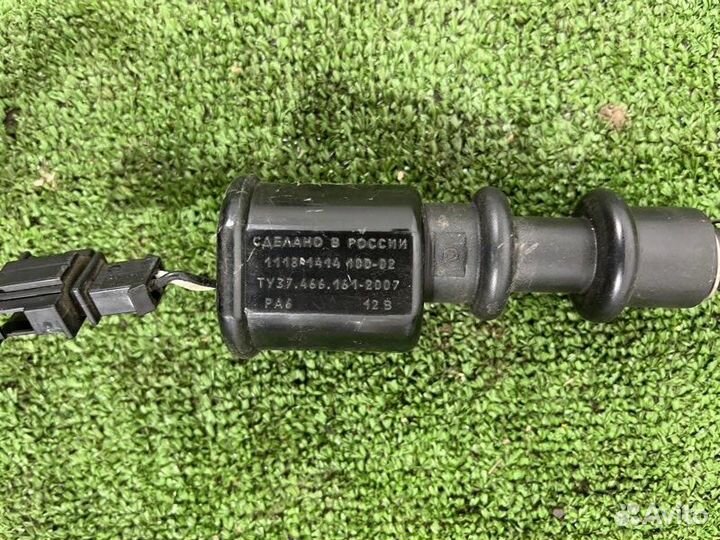 Выключатель блокировки заднийхода Ваз 11183