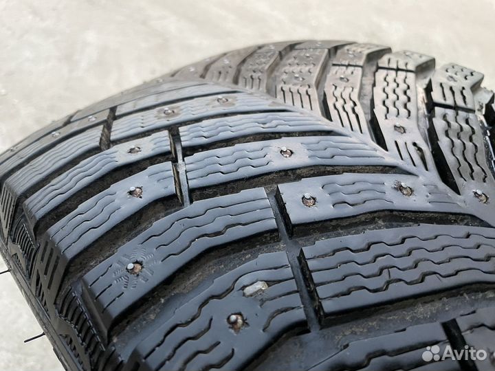 Michelin X-Ice North 4 245/50 R18