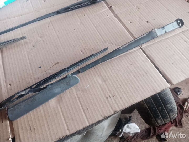 Поводок дворников Киа Спектра