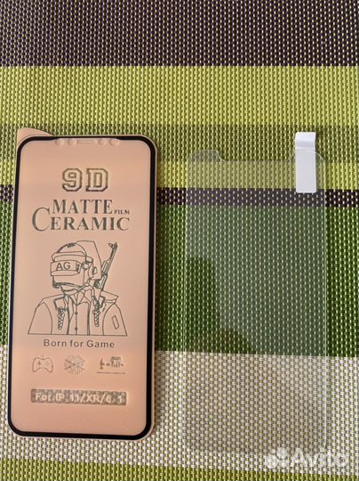 Защитные стекла iPhone 11 разные 3 вида