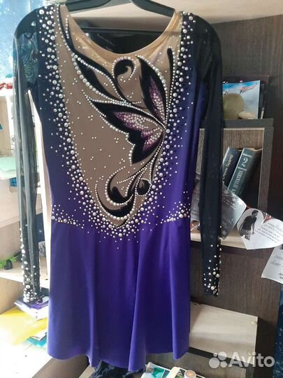 Костюм для фигурного катания