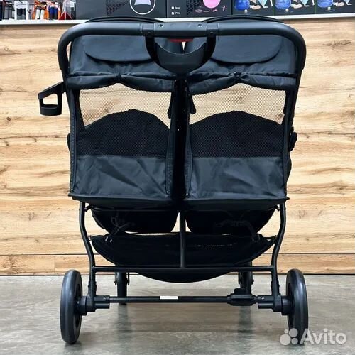 Коляска прогулочная для двойни с рожд. Luxmom T11