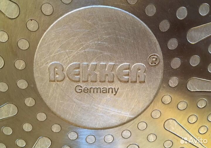 Сковорода Bekker Sunrise мрамор 30 см с крышкой