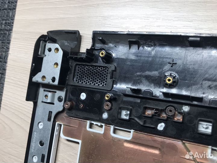 Топкейс для ноутбука Sony SVE71G12M