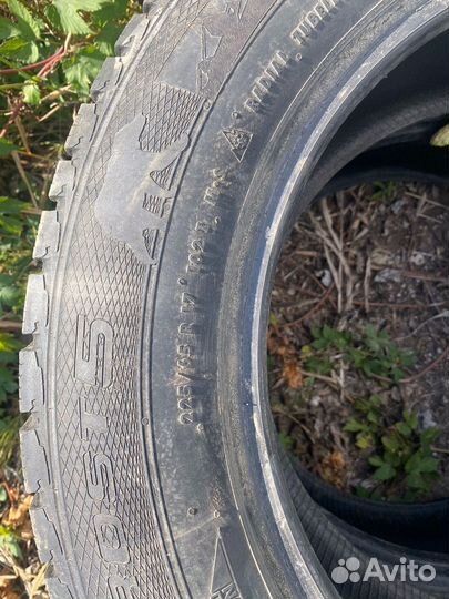 Gislaved Nord Frost 200 225/65 R17 25G