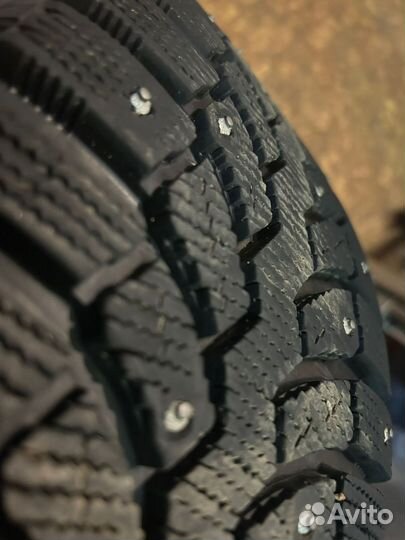 Bridgestone Blizzak Spike-01 195/65 R15