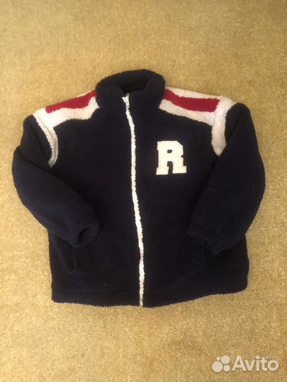 Женские вещи много