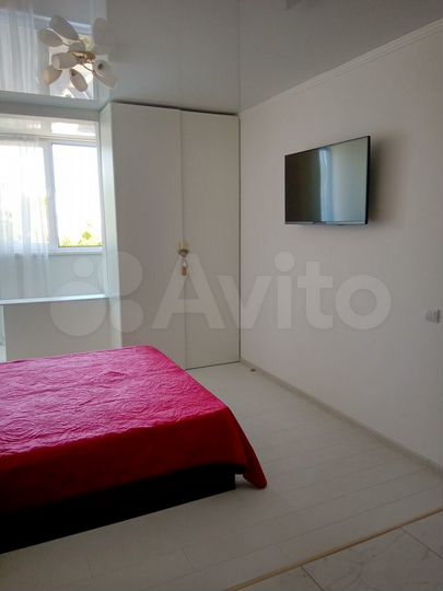 Квартира-студия, 34 м², 8/19 эт.