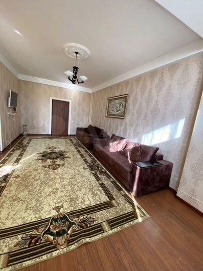 3-к. квартира, 110 м², 3/5 эт.