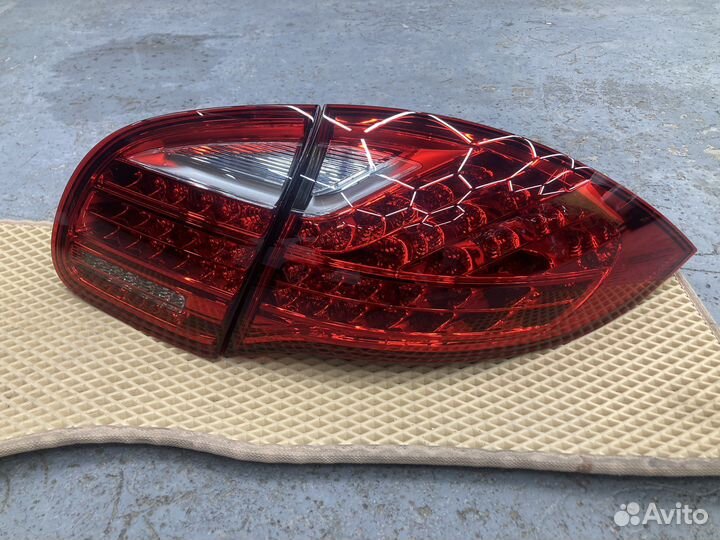 Комплект задних фонарей porsche cayenne 958