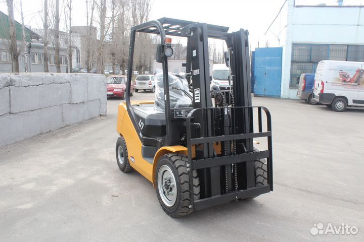 Вилочный погрузчик UN Forklift FG30, 2024