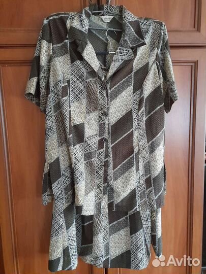 Костюм женский 52-54. платье и футболки 54-56