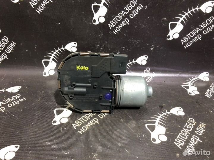 Моторчик стеклоочистителя передний правый Ford