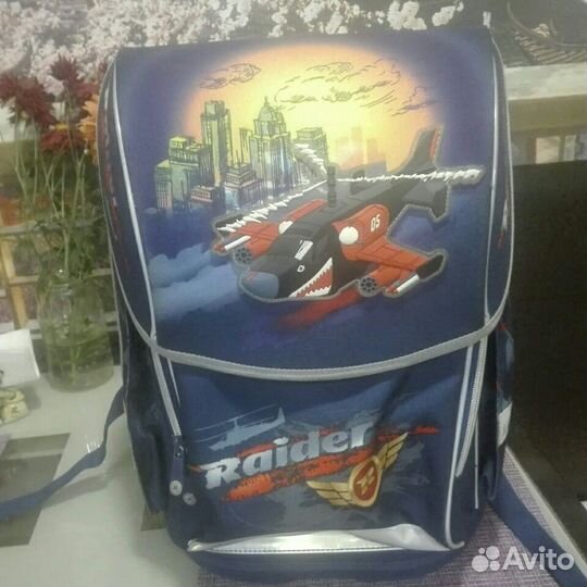 Рюкзак школьный