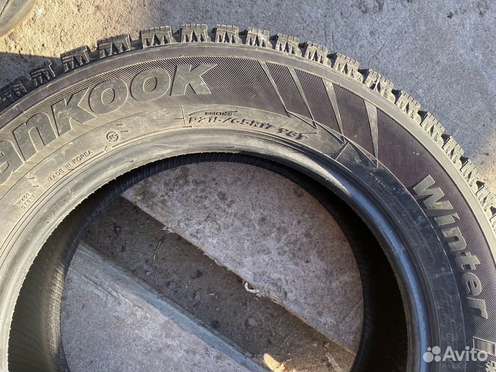 Hankook Winter I'Pike 215/65 R17 98T