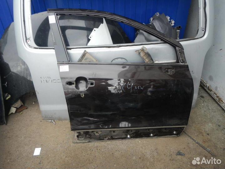 Дверь передняя правая Suzuki SX4