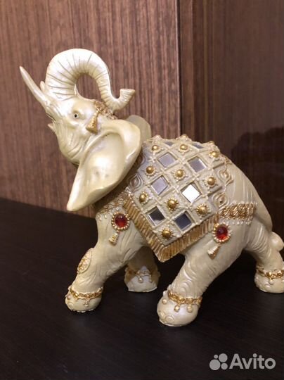 Декоративная фигурка Слон