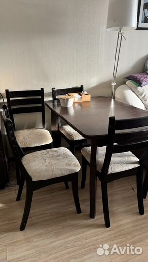 Кухонный стол и стулья бу