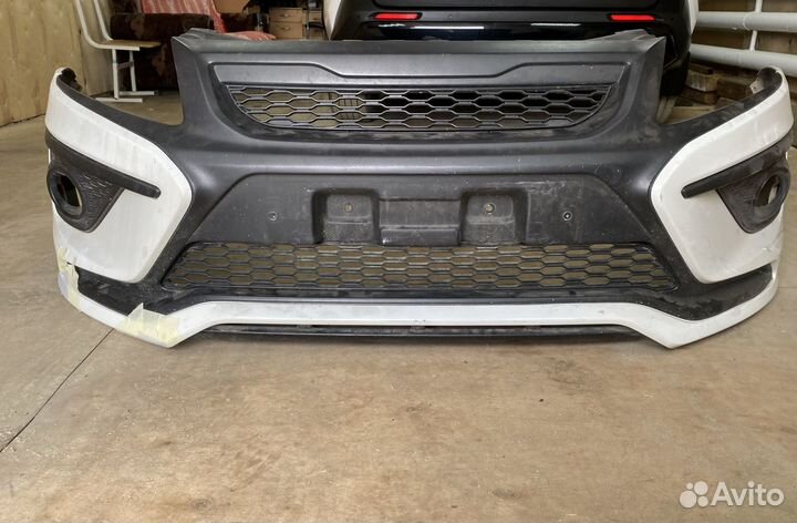 Спорт бампер передний на LADA Granta 1 поколения