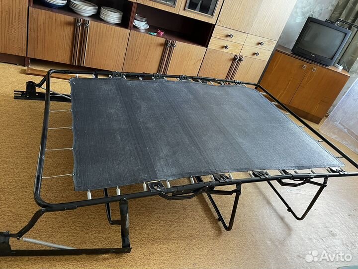 Раскладной механизм для дивана