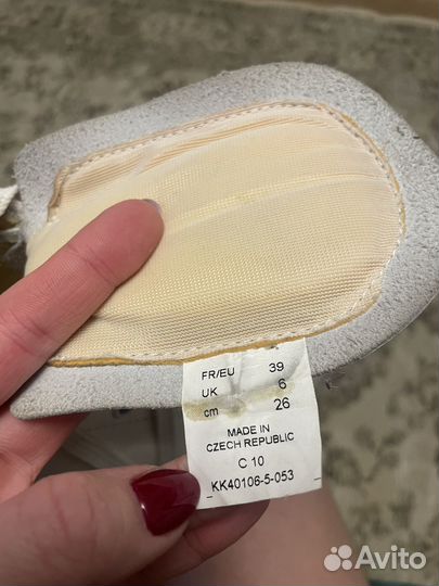 Коньки фигурные кожаные 39