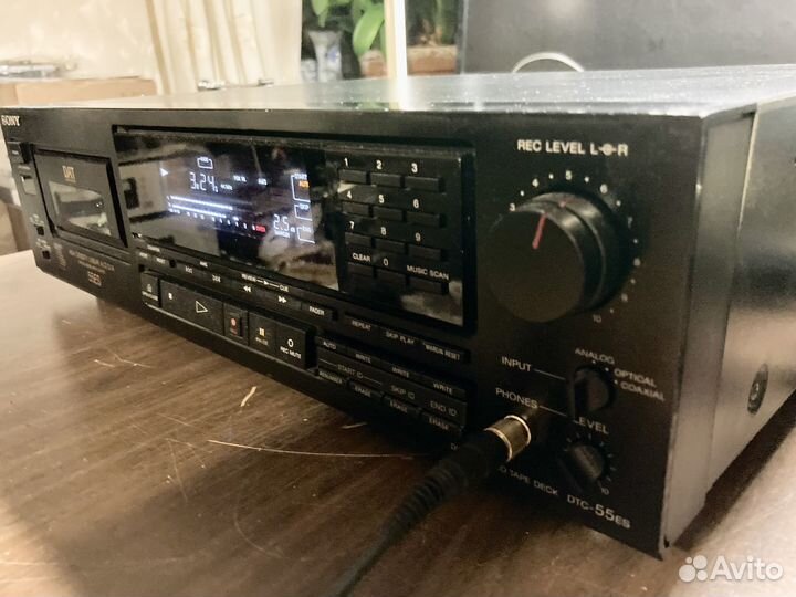 Sony DTC-55ES Digital Audio Recorder