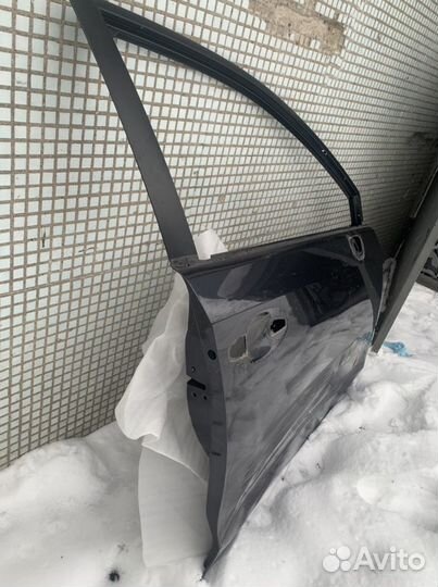 Дверь передняя правая subaru xv