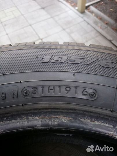 Toyo Observe Garit GIZ 195/65 R15 91Q