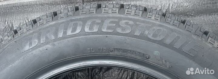 Bridgestone Blizzak VRX 225/55 R17