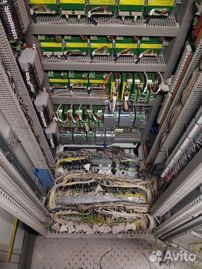 Электрик, электромонтер