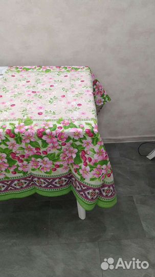 Скатерти рогожка,салфетки жаккард,комплект/кухни