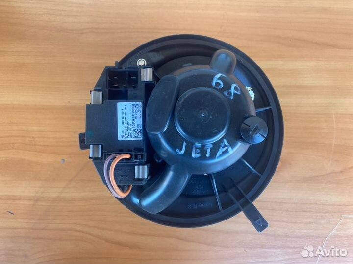 Моторчик печки Vw Jetta седан BMY 2007
