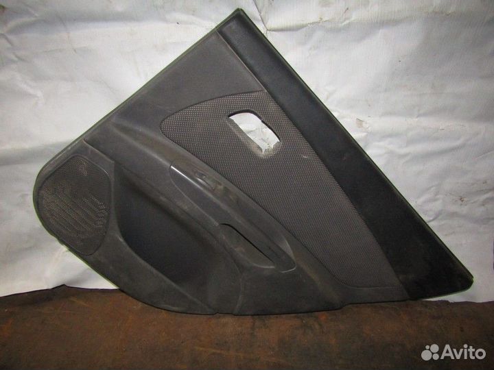 Обшивка двери задней правой RIO 2005-2011