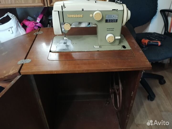 Швейная машина Veritas