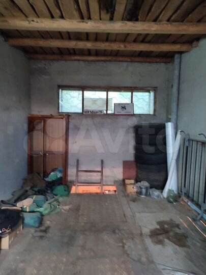 Гараж, > 30 м²